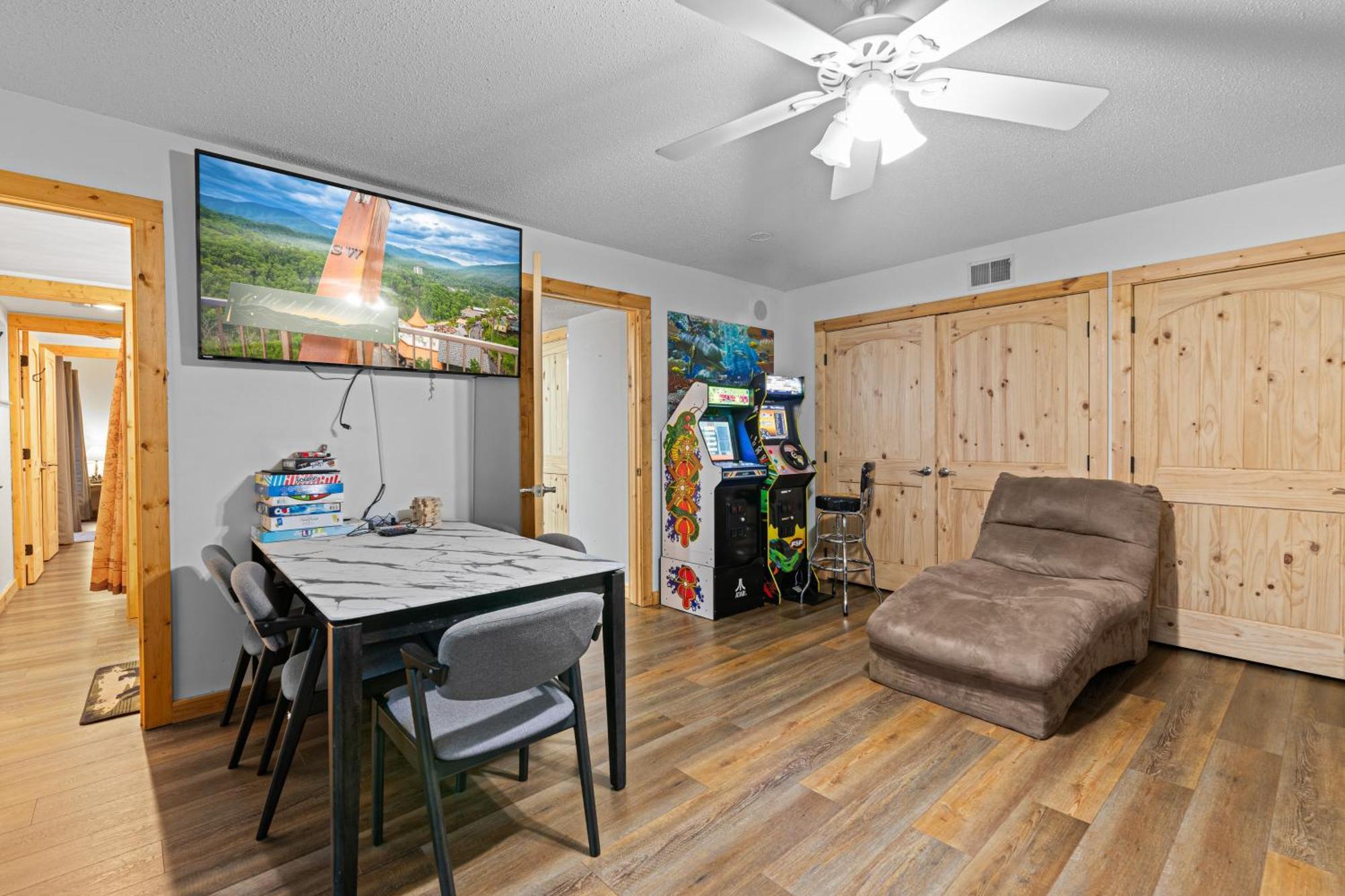 Villa Haven On The Pond Pigeon Forge Esterno foto